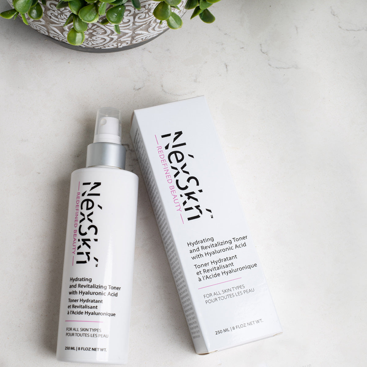 Hydrating and Revitalizing Toner with Hyaluronic Acid | NéxSkń